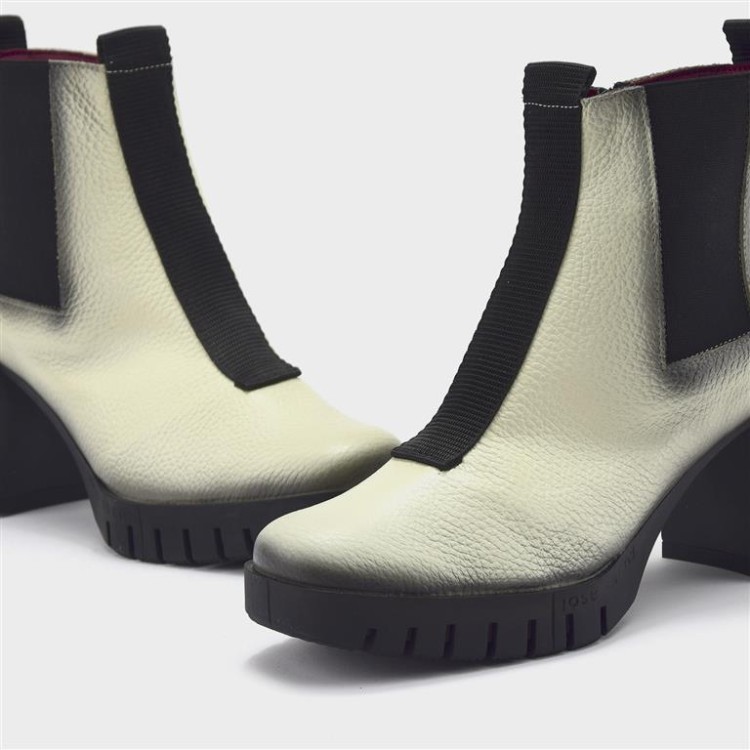 Botín Luz - Piel hielo-negro 3