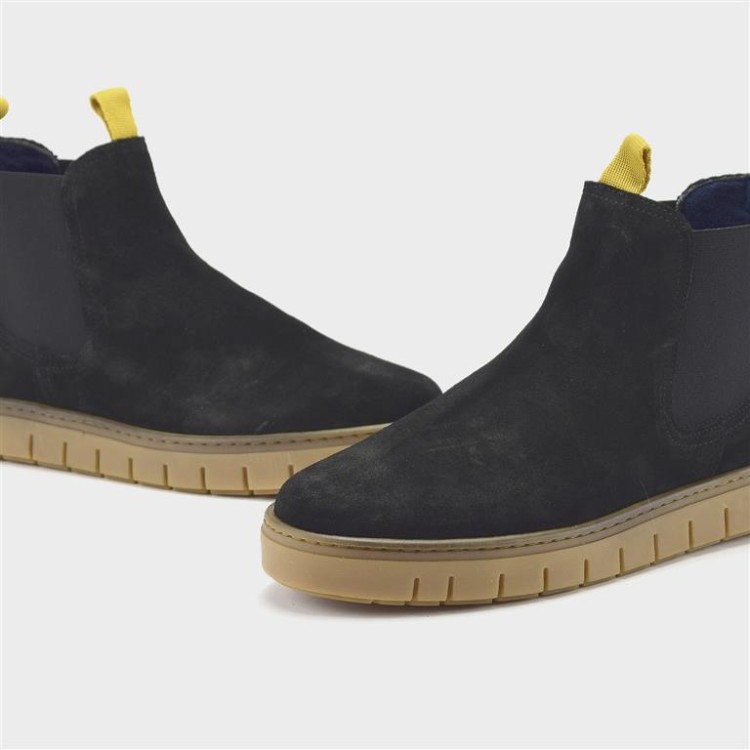 Chelsea David - Afelpado negro 4