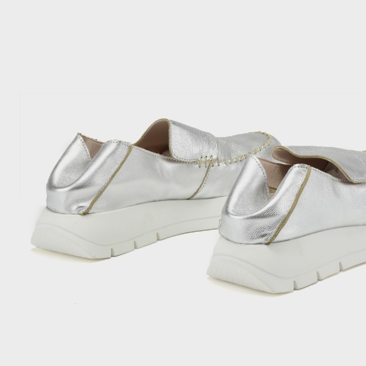 Mocasín Belén - Napa metal plata 4
