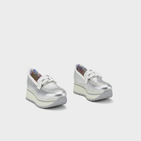 Mocasín Nora - Piel metal bogota plata-blanco 2